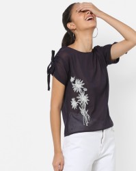 Ajio Flash Deal : Upto 85% Off + Flat 80% off on 1490 and above at Ajio