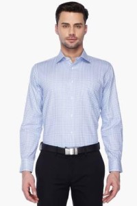 Upto 40% off on Levi's & Van Heusen at Shoppers Stop